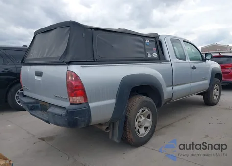 2008 Toyota Tacoma Prerunner z USA, uszkodzony, nr VIN 5TETX62N08Z573576